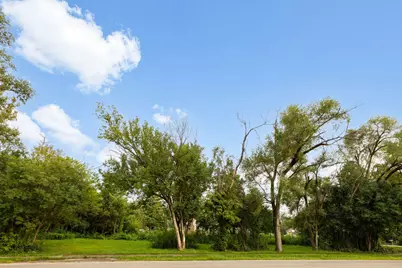 7707 Virginia Court, Willowbrook, IL 60527 - Photo 3