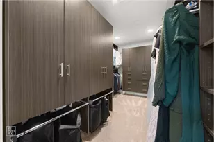 219 N Clinton Ave, Elmhurst, IL 60126 - Photo 33