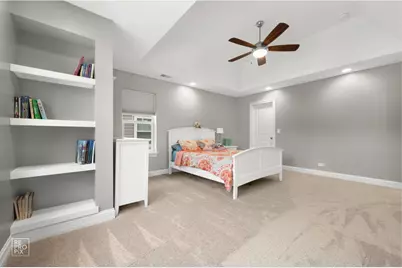 219 N Clinton Avenue, Elmhurst, IL 60126 - Photo 37