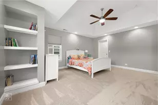 219 N Clinton Ave, Elmhurst, IL 60126 - Photo 37