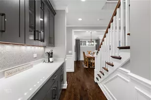 219 N Clinton Ave, Elmhurst, IL 60126 - Photo 23