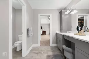 219 N Clinton Ave, Elmhurst, IL 60126 - Photo 31