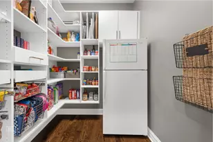 219 N Clinton Ave, Elmhurst, IL 60126 - Photo 21