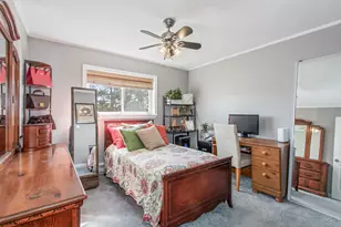 2413 Randall Ln, Arlington Heights, IL 60004 - Photo 9