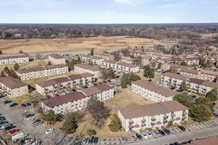 2413 Randall Ln, Arlington Heights, IL 60004 - Photo 11