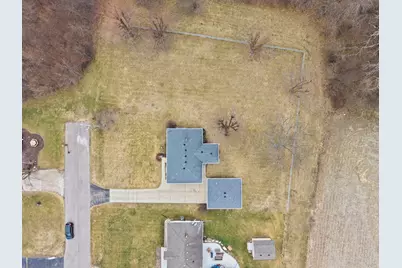 274 W Center Street, Burlington, IL 60109 - Photo 55