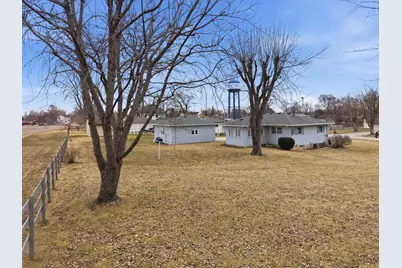 274 W Center Street, Burlington, IL 60109 - Photo 51