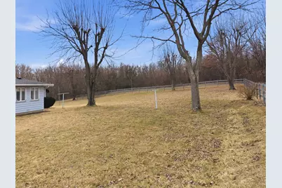 274 W Center Street, Burlington, IL 60109 - Photo 47