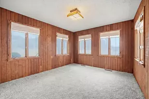 274 W Center St, Burlington, IL 60109 - Photo 7