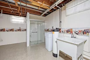 274 W Center St, Burlington, IL 60109 - Photo 31