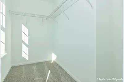 402 Neubauer Circle, Lindenhurst, IL 60046 - Photo 19