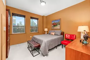 437 W Division St, Chicago, IL 60610 - Photo 11