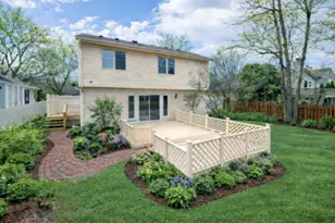 2010 Carriage Hill Rd, Lisle, IL 60532 - Photo 39