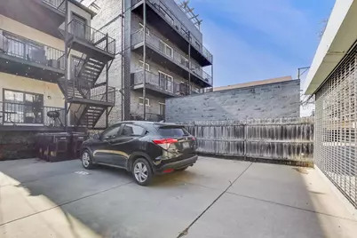 1442 W Cortez Street #2, Chicago, IL 60642 - Photo 23
