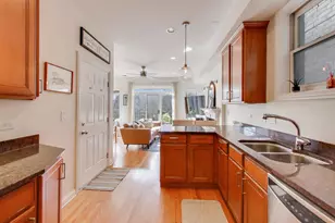 1442 W Cortez St, Chicago, IL 60642 - Photo 9