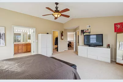 2596 W Birch Drive, Round Lake, IL 60073 - Photo 15