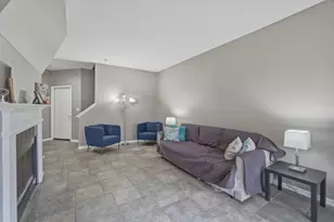 286 Prairie View Ln, Wheeling, IL 60090 - Photo 15