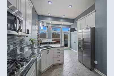 286 Prairie View Lane, Wheeling, IL 60090 - Photo 9