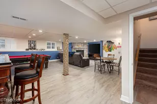 907 E Broadway Ave, Winthrop Harbor, IL 60096 - Photo 19