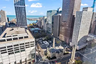 111 E Chestnut St, Chicago, IL 60611 - Photo 13