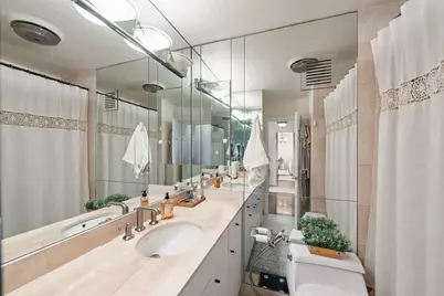 111 E Chestnut Street #37F, Chicago, IL 60611 - Photo 15