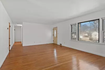 2919 Wasson Way, Decatur, IL 62521 - Photo 3