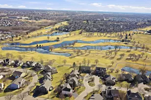 9 Laurel Valley Ct, Lake in the Hills, IL 60156 - Photo 49