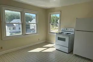 408 N West Ave, Freeport, IL 61032 - Photo 29