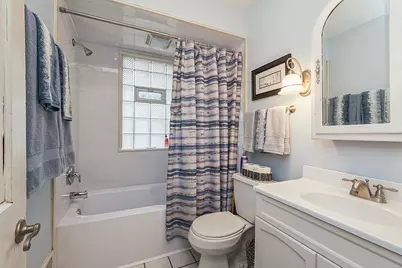 107 S State Street, Lockport, IL 60441 - Photo 23