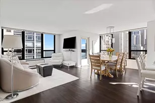 1313 N Ritchie Ct, Chicago, IL 60610 - Photo 3