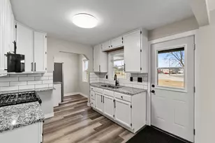 1112 Plainfield Rd, Joliet, IL 60435 - Photo 7