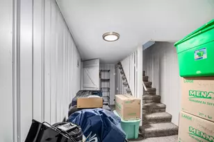 1017 W Highland Ave, Elgin, IL 60123 - Photo 17