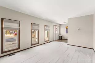 19121 Roy St, Lansing, IL 60438 - Photo 5