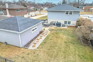 6346 W 90th St, Oak Lawn, IL 60453 - Photo 23