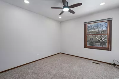 120 S Staffire Drive, Schaumburg, IL 60193 - Photo 19