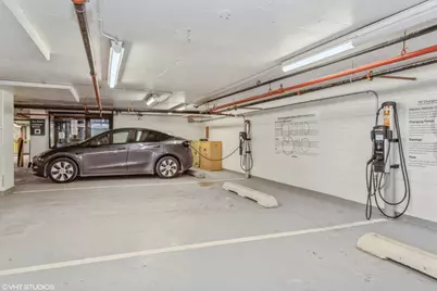 211 E Ohio Street #917, Chicago, IL 60611 - Photo 27