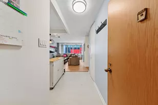 211 E Ohio St, Chicago, IL 60611 - Photo 5