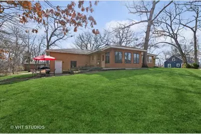 412 Warwick Road, Tower Lakes, IL 60010 - Photo 19
