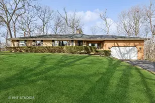 412 Warwick Rd, Tower Lakes, IL 60010 - Photo 1