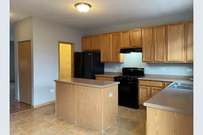 1353 W Alder Creek Drive #1353, Romeoville, IL 60446 - Photo 3