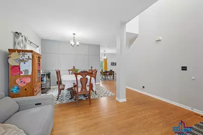 3125 Shenandoah Drive, Carpentersville, IL 60110 - Photo 5