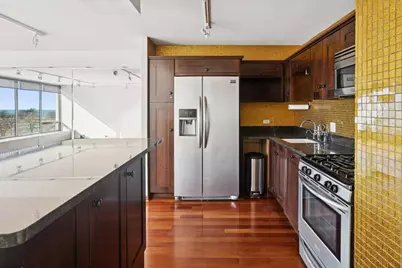 2800 N Lake Shore Drive #712, Chicago, IL 60657 - Photo 7