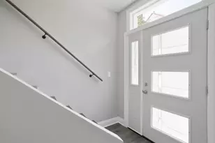 843 E 65th St, Chicago, IL 60637 - Photo 9