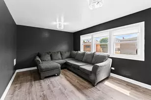 3912 Adams St, Bellwood, IL 60104 - Photo 5