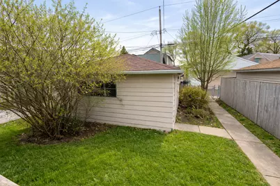 5410 N Neenah Avenue, Chicago, IL 60656 - Photo 13