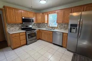 254 Willow St, Frankfort, IL 60423 - Photo 5