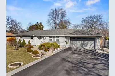 1211 Highland Drive, Prospect Heights, IL 60070 - Photo 1