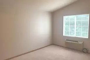 1449 McClure Rd, Aurora, IL 60505 - Photo 9