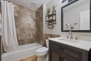 4838 Howard St, Skokie, IL 60077 - Photo 19