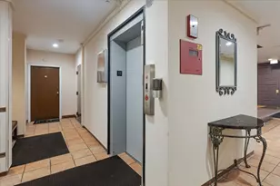 4838 Howard St, Skokie, IL 60077 - Photo 25